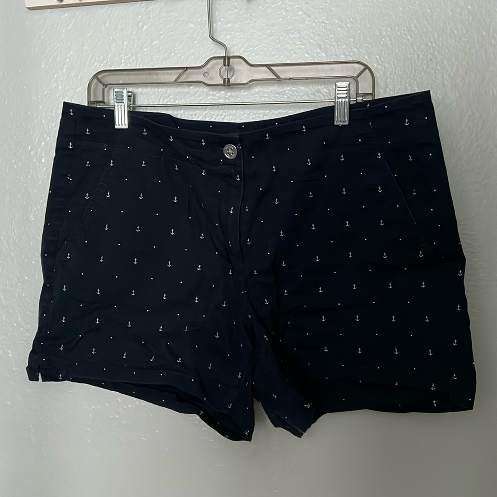 Nautica Women’s Short - Size 14